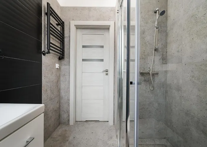 Kino Femina Homely By Bookinghost Апартаменты