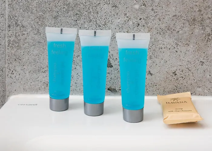 Kino Femina Homely By Bookinghost