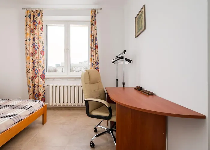 Kino Femina Homely By Bookinghost Apartament