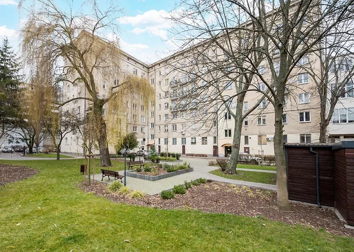 Apartament Kino Femina Homely By Bookinghost