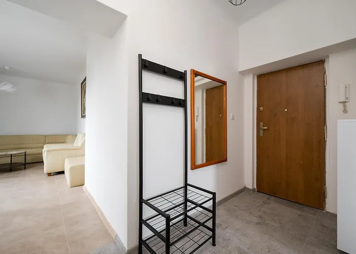 Apartament Kino Femina Homely By Bookinghost