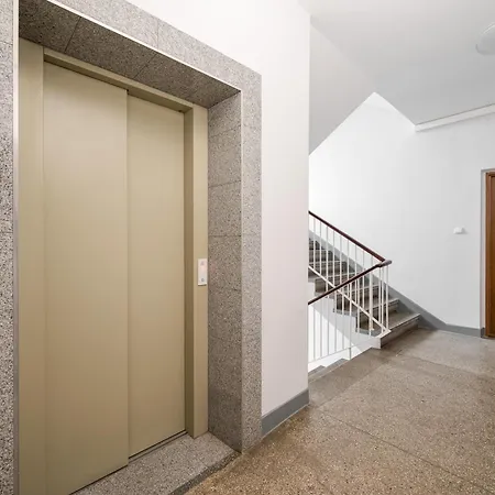 Kino Femina Homely By Bookinghost Apartmán *